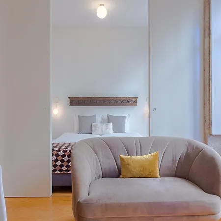 Apartment Charming Studio, Ideal For Smaller Groups *