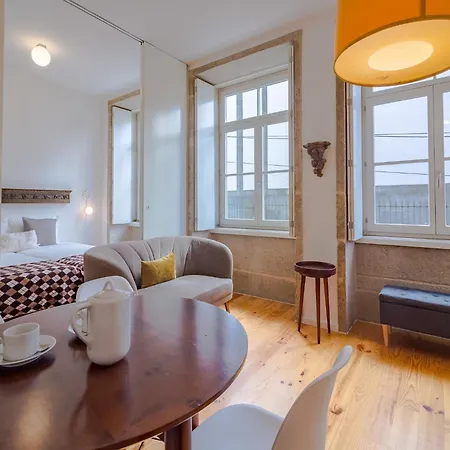 Apartment Charming Studio, Ideal For Smaller Groups