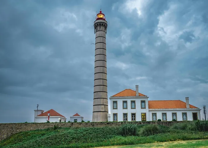 Charming Studio, Ideal For Smaller Groups *