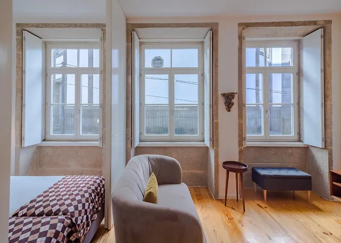 Charming Studio, Ideal For Smaller Groups Апартаменты Порту