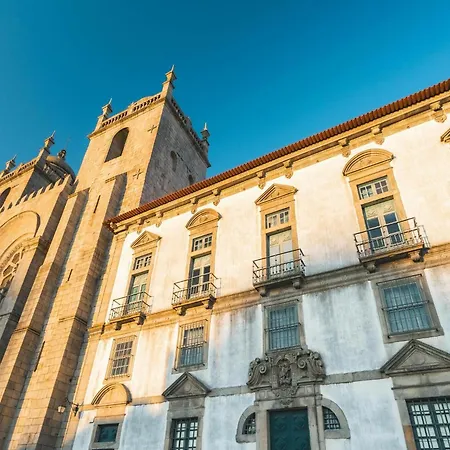 Charming Studio, Ideal For Smaller Groups * Oporto