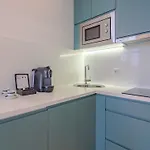 아파트 Charming Studio, Ideal For Smaller Groups
