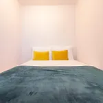 Charming Studio, Ideal For Smaller Groups 아파트 포르투
